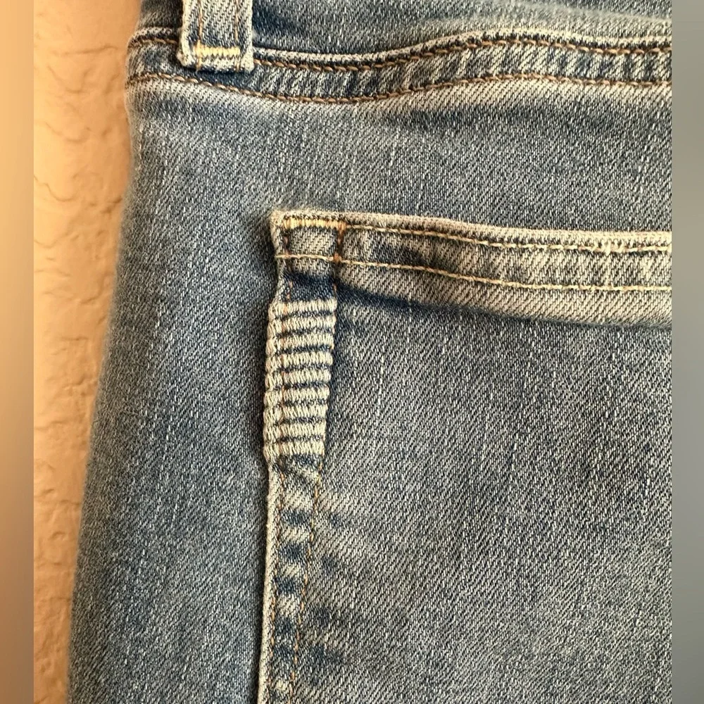 PAIGE Anthropologie Jeans Size 27 Brigitte Straight Leg Raw Hem Stretch Mid Rise